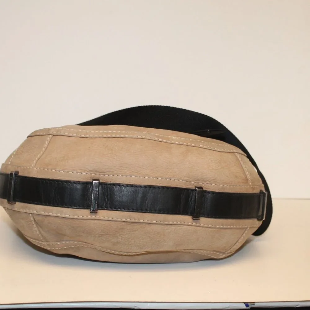 Masha Keja France Convertible Crossbody Bag - Picture 9 of 13